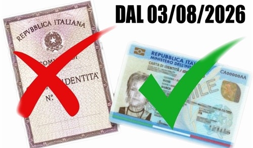 modello carta d'identità cartacea con X di colore rosso sopra, modello di carta d'identità elettronica con simbolo di spunta verde sopra